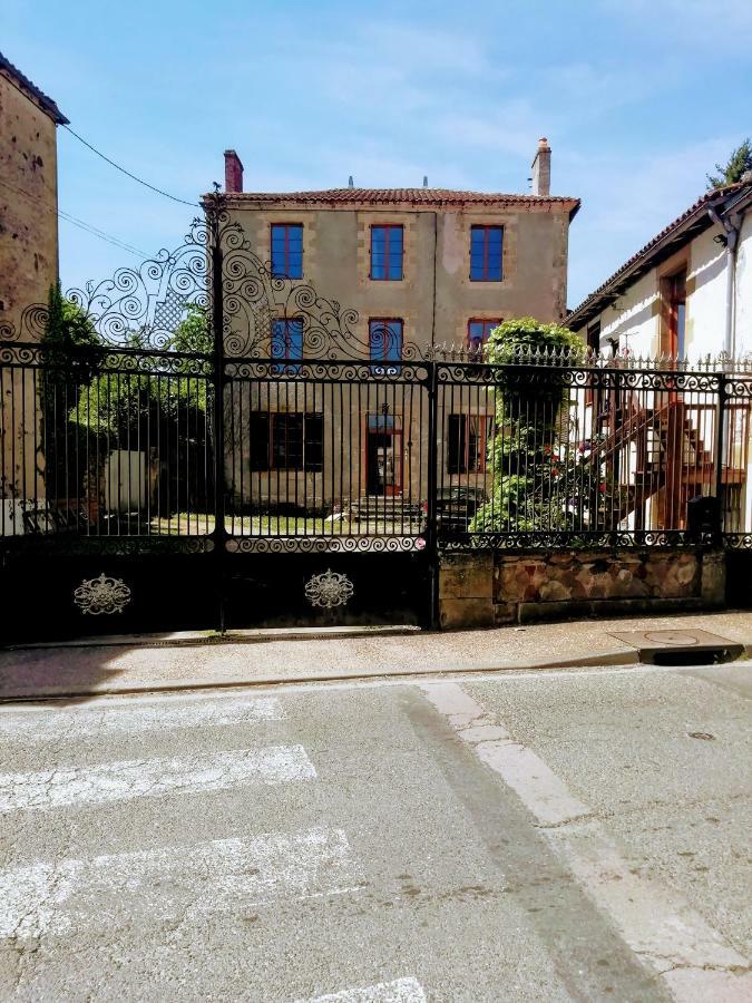 Maison De Maitre I Availles-Limouzine Dış mekan fotoğraf
